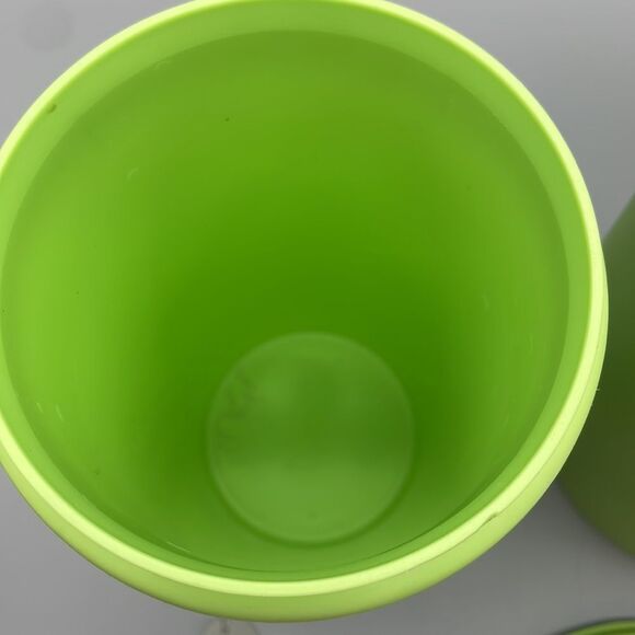 Vintage Tupperware Servalier Storage Canister Lime Green and 261 1 QT Pitcher - Picture 10 of 15